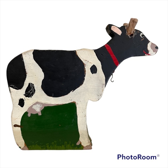 VTG Folk Art Wooden Standing Cow